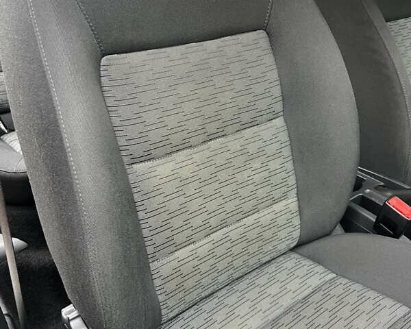 Черный Шкода Октавия, объемом двигателя 1.6 л и пробегом 117 тыс. км за 8999 $, фото 27 на Automoto.ua