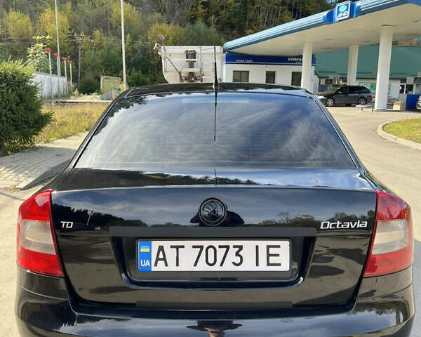 Черный Шкода Октавия, объемом двигателя 1.97 л и пробегом 287 тыс. км за 8000 $, фото 5 на Automoto.ua