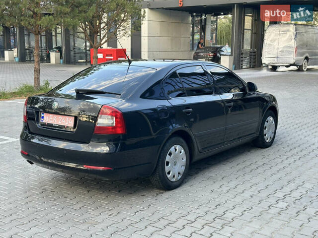 Черный Шкода Октавия, объемом двигателя 1.6 л и пробегом 178 тыс. км за 7800 $, фото 4 на Automoto.ua
