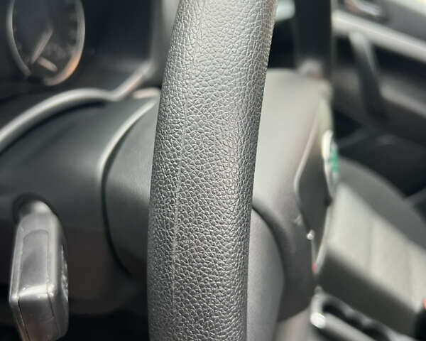 Черный Шкода Октавия, объемом двигателя 1.6 л и пробегом 117 тыс. км за 8999 $, фото 28 на Automoto.ua