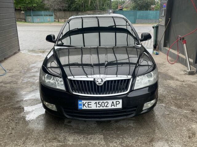 Черный Шкода Октавия, объемом двигателя 1.8 л и пробегом 240 тыс. км за 7199 $, фото 3 на Automoto.ua