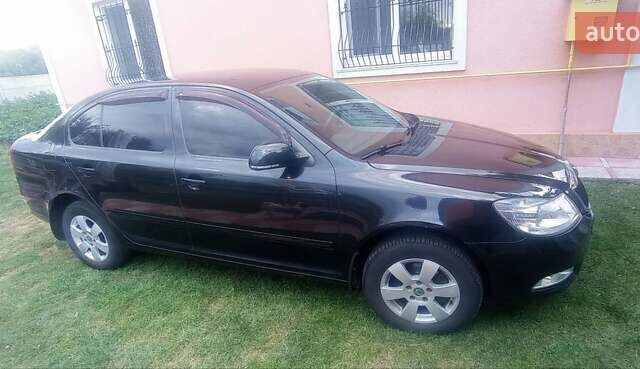 Черный Шкода Октавия, объемом двигателя 1.8 л и пробегом 140 тыс. км за 9200 $, фото 5 на Automoto.ua