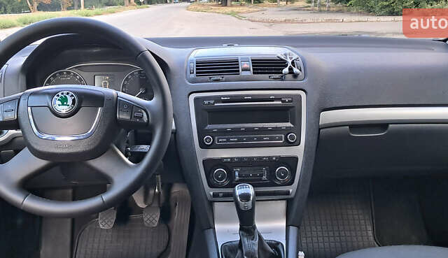 Чорний Шкода Октавія, об'ємом двигуна 1.9 л та пробігом 183 тис. км за 8600 $, фото 17 на Automoto.ua