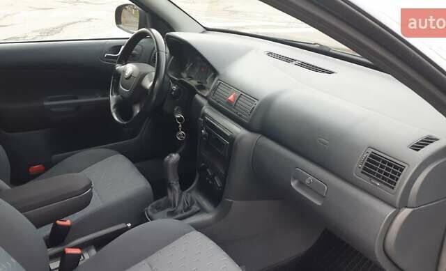 Чорний Шкода Октавія, об'ємом двигуна 1.6 л та пробігом 259 тис. км за 6700 $, фото 23 на Automoto.ua