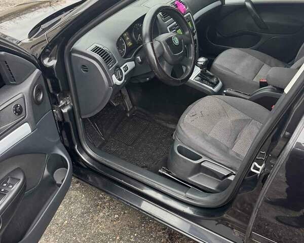Черный Шкода Октавия, объемом двигателя 1.8 л и пробегом 160 тыс. км за 6700 $, фото 8 на Automoto.ua