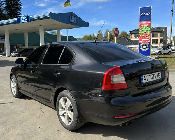 Черный Шкода Октавия, объемом двигателя 1.97 л и пробегом 287 тыс. км за 8000 $, фото 3 на Automoto.ua