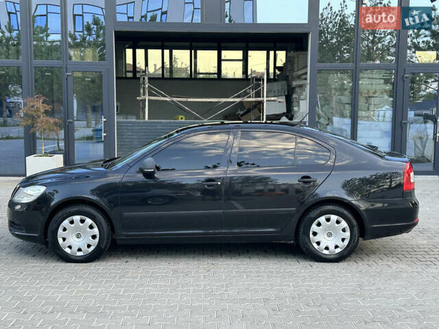 Черный Шкода Октавия, объемом двигателя 1.6 л и пробегом 178 тыс. км за 7800 $, фото 12 на Automoto.ua