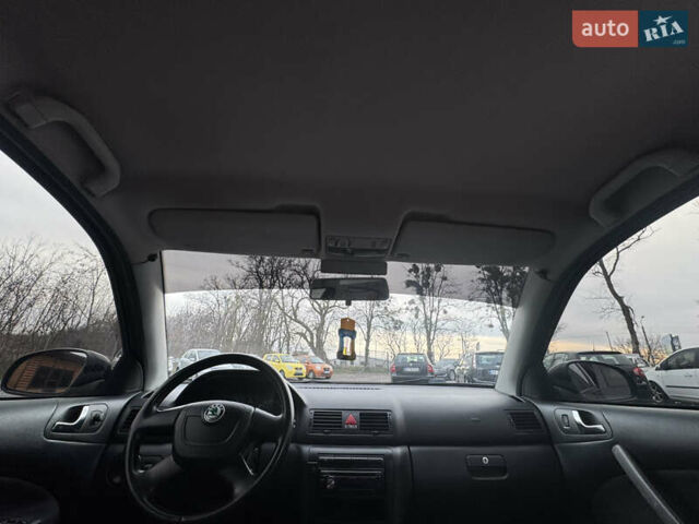 Черный Шкода Октавия, объемом двигателя 1.6 л и пробегом 173 тыс. км за 6700 $, фото 37 на Automoto.ua