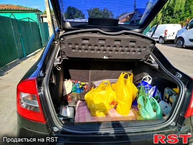 Черный Шкода Октавия, объемом двигателя 1.8 л и пробегом 150 тыс. км за 6800 $, фото 8 на Automoto.ua
