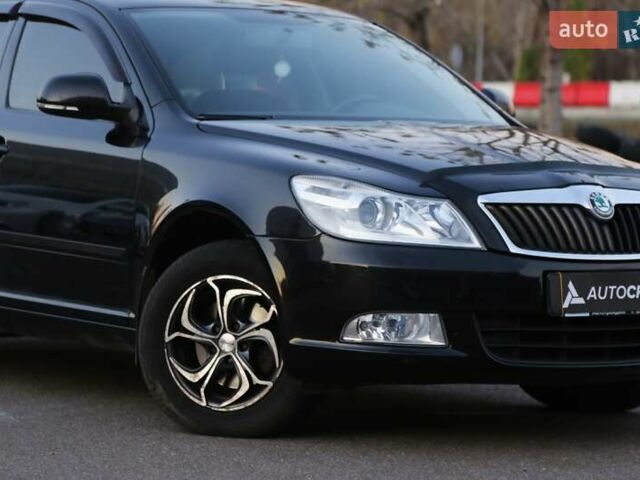 Черный Шкода Октавия, объемом двигателя 1.8 л и пробегом 201 тыс. км за 8300 $, фото 3 на Automoto.ua