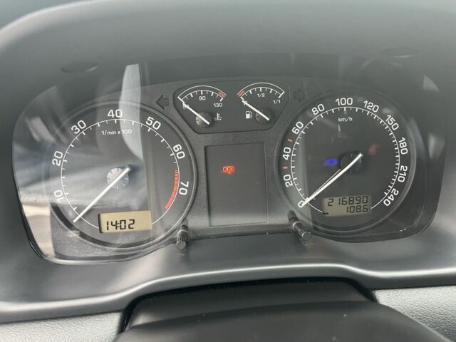 Чорний Шкода Октавія, об'ємом двигуна 1.6 л та пробігом 216 тис. км за 6500 $, фото 4 на Automoto.ua