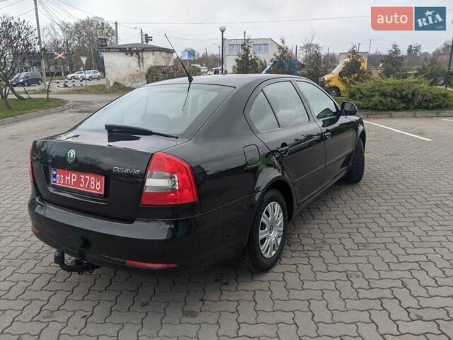 Черный Шкода Октавия, объемом двигателя 0 л и пробегом 110 тыс. км за 7100 $, фото 7 на Automoto.ua