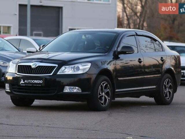 Черный Шкода Октавия, объемом двигателя 1.8 л и пробегом 201 тыс. км за 8300 $, фото 2 на Automoto.ua
