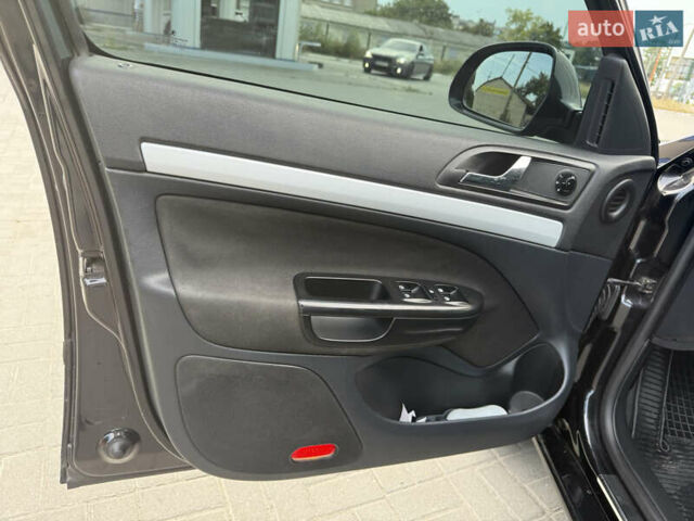 Черный Шкода Октавия, объемом двигателя 1.8 л и пробегом 200 тыс. км за 7600 $, фото 12 на Automoto.ua