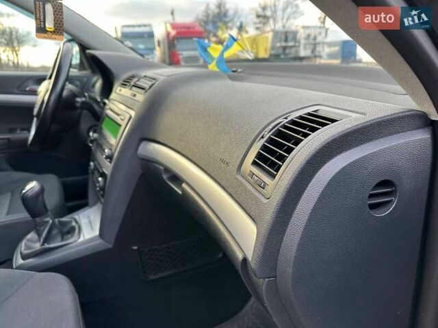 Черный Шкода Октавия, объемом двигателя 1.6 л и пробегом 320 тыс. км за 7300 $, фото 18 на Automoto.ua