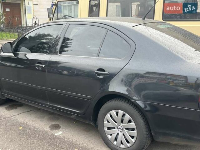 Черный Шкода Октавия, объемом двигателя 1.6 л и пробегом 246 тыс. км за 6500 $, фото 3 на Automoto.ua