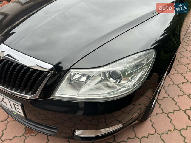 Черный Шкода Октавия, объемом двигателя 1.6 л и пробегом 117 тыс. км за 8999 $, фото 8 на Automoto.ua