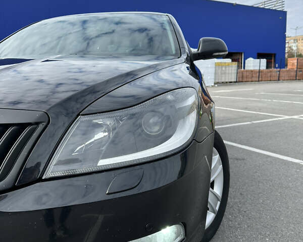 Шкода Октавия 2010 в Полтаве на Automoto.ua Черный Шкода Октавия, объемом двигателя 1.8 л и пробегом 265 тыс. км за 7400 $, фото 1 на Automoto.ua