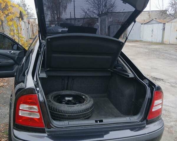 Чорний Шкода Октавія, об'ємом двигуна 1.6 л та пробігом 126 тис. км за 6600 $, фото 14 на Automoto.ua
