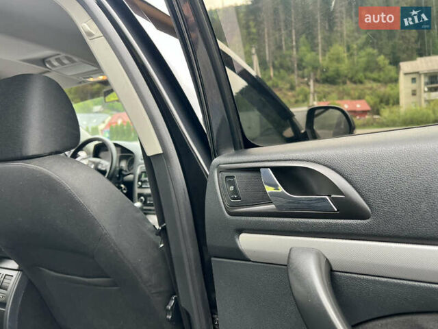 Чорний Шкода Октавія, об'ємом двигуна 1.6 л та пробігом 261 тис. км за 7900 $, фото 66 на Automoto.ua