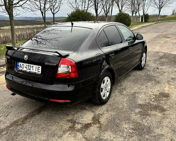 Чорний Шкода Октавія, об'ємом двигуна 1.6 л та пробігом 217 тис. км за 7199 $, фото 4 на Automoto.ua