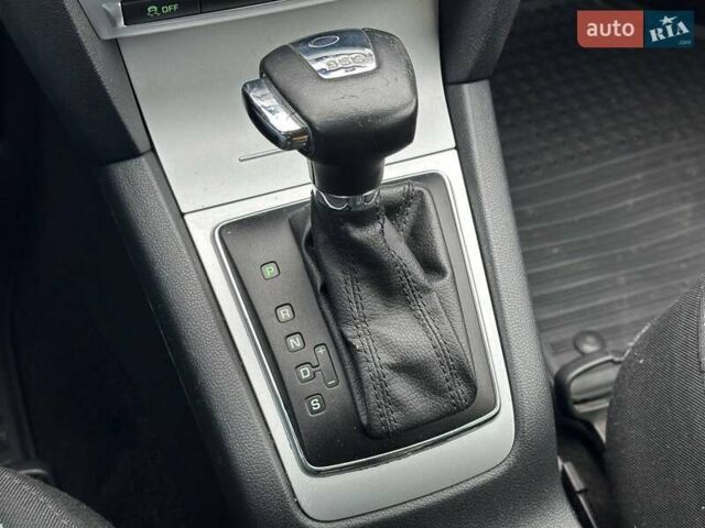 Черный Шкода Октавия, объемом двигателя 1.8 л и пробегом 206 тыс. км за 7490 $, фото 17 на Automoto.ua