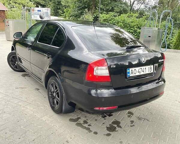 Шкода Октавия 2010 в Тячеве на Automoto.ua Черный Шкода Октавия, объемом двигателя 1.4 л и пробегом 350 тыс. км за 6300 $, фото 9 на Automoto.ua