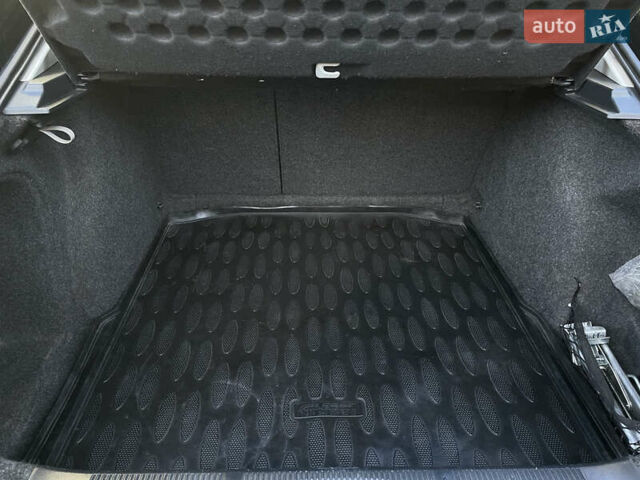 Чорний Шкода Октавія, об'ємом двигуна 1.6 л та пробігом 153 тис. км за 8200 $, фото 8 на Automoto.ua