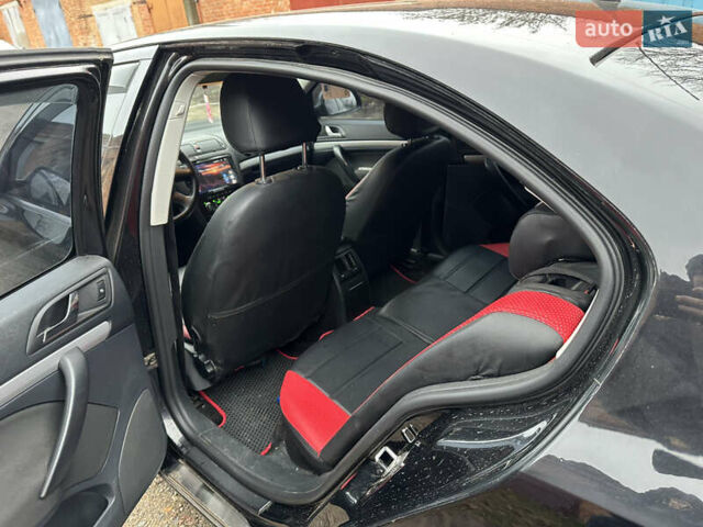 Черный Шкода Октавия, объемом двигателя 1.8 л и пробегом 195 тыс. км за 7000 $, фото 6 на Automoto.ua