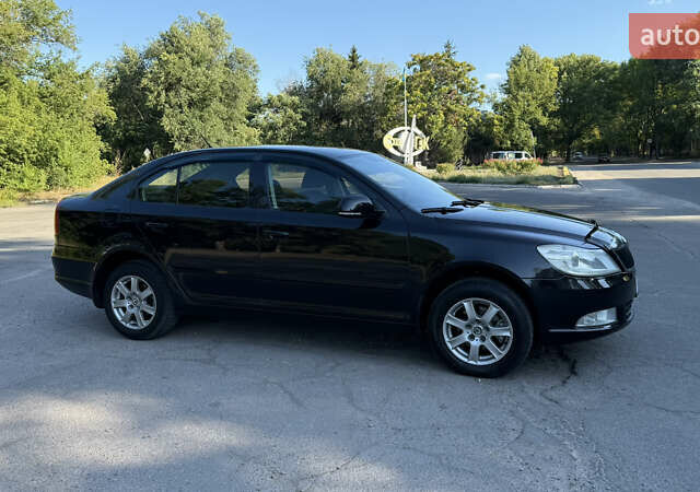 Черный Шкода Октавия, объемом двигателя 0 л и пробегом 131 тыс. км за 7900 $, фото 5 на Automoto.ua