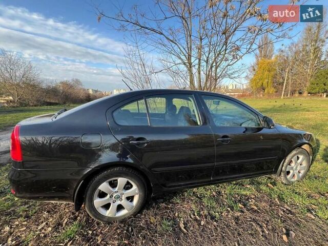 Черный Шкода Октавия, объемом двигателя 1.8 л и пробегом 328 тыс. км за 6500 $, фото 10 на Automoto.ua