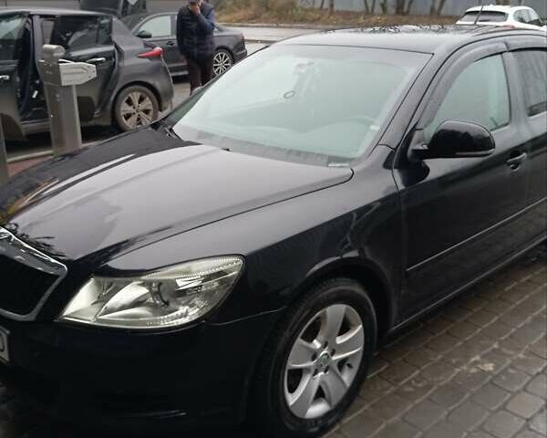 Черный Шкода Октавия, объемом двигателя 1.6 л и пробегом 279 тыс. км за 7500 $, фото 4 на Automoto.ua