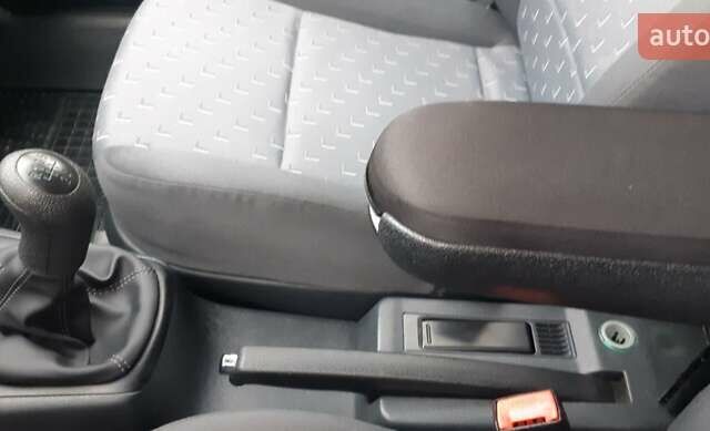 Чорний Шкода Октавія, об'ємом двигуна 1.6 л та пробігом 259 тис. км за 6700 $, фото 14 на Automoto.ua