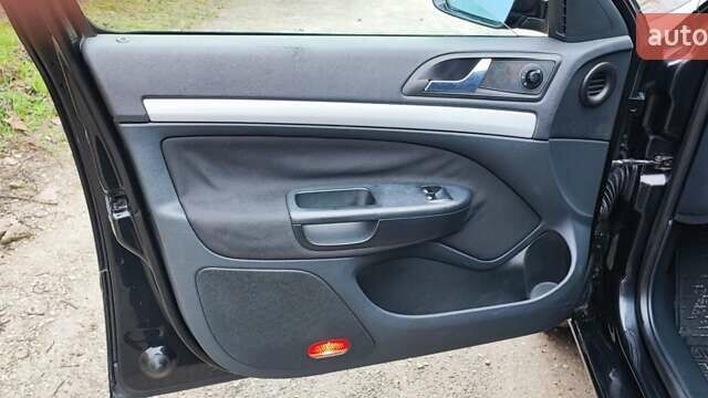 Чорний Шкода Октавія, об'ємом двигуна 1.6 л та пробігом 279 тис. км за 7200 $, фото 12 на Automoto.ua