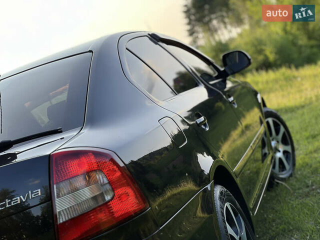 Чорний Шкода Октавія, об'ємом двигуна 1.6 л та пробігом 261 тис. км за 7900 $, фото 30 на Automoto.ua