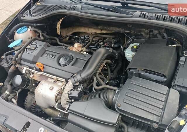 Черный Шкода Октавия, объемом двигателя 1.4 л и пробегом 240 тыс. км за 8200 $, фото 3 на Automoto.ua