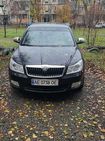 Черный Шкода Октавия, объемом двигателя 1.8 л и пробегом 203 тыс. км за 7000 $, фото 1 на Automoto.ua