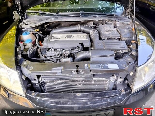 Черный Шкода Октавия, объемом двигателя 1.8 л и пробегом 150 тыс. км за 6800 $, фото 4 на Automoto.ua