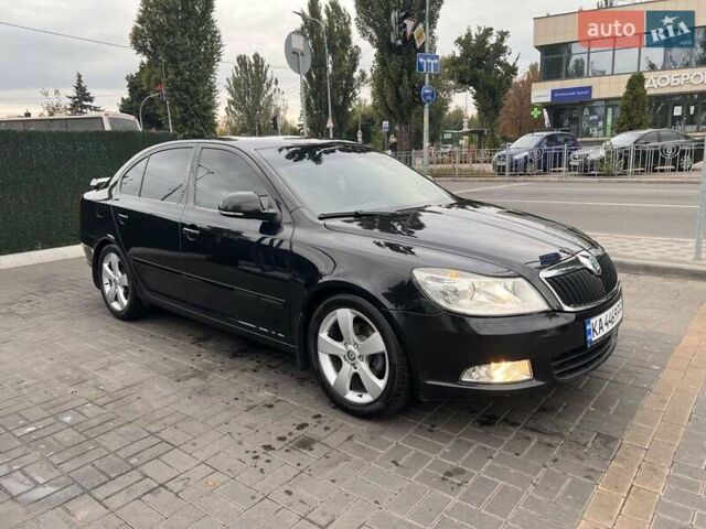 Чорний Шкода Октавія, об'ємом двигуна 1.6 л та пробігом 280 тис. км за 8000 $, фото 2 на Automoto.ua