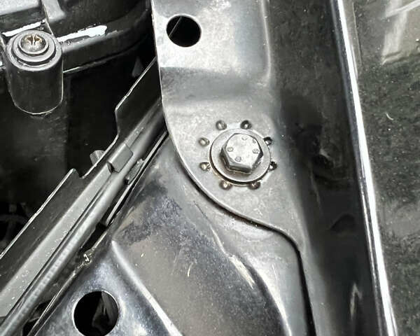 Черный Шкода Октавия, объемом двигателя 1.6 л и пробегом 117 тыс. км за 8999 $, фото 39 на Automoto.ua