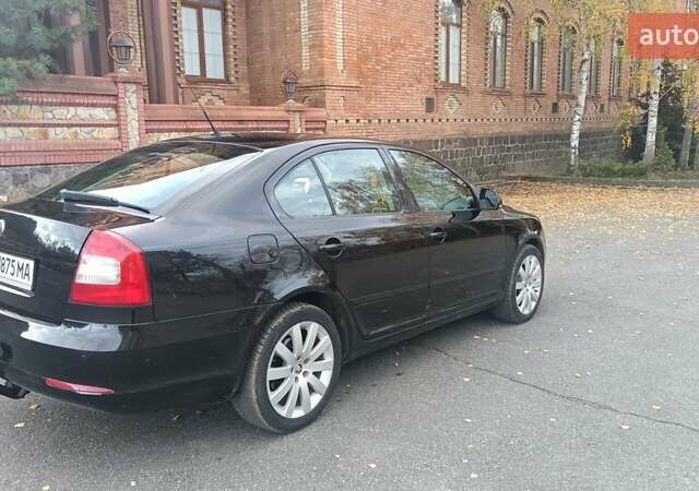 Черный Шкода Октавия, объемом двигателя 1.4 л и пробегом 240 тыс. км за 8200 $, фото 1 на Automoto.ua