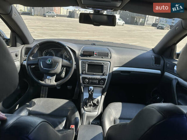 Чорний Шкода Октавія, об'ємом двигуна 1.98 л та пробігом 243 тис. км за 10500 $, фото 9 на Automoto.ua