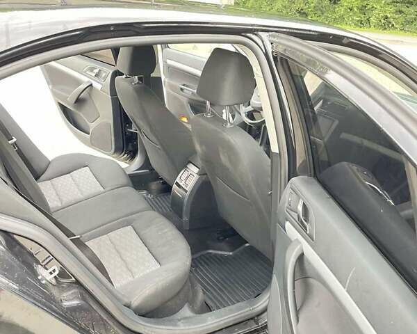 Шкода Октавия 2010 в Тячеве на Automoto.ua Черный Шкода Октавия, объемом двигателя 1.4 л и пробегом 350 тыс. км за 6300 $, фото 5 на Automoto.ua