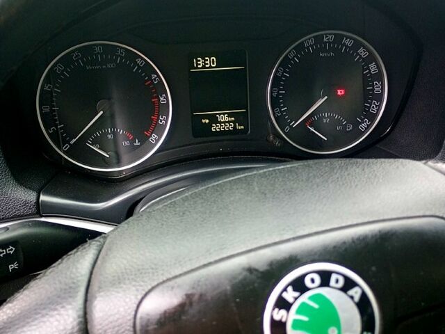 Черный Шкода Октавия, объемом двигателя 1.9 л и пробегом 222 тыс. км за 7700 $, фото 8 на Automoto.ua