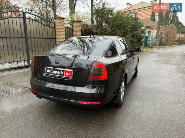 Чорний Шкода Октавія, об'ємом двигуна 2 л та пробігом 210 тис. км за 10490 $, фото 5 на Automoto.ua
