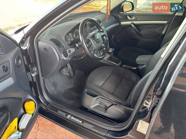 Шкода Октавія 2010 у Кривому Розі на Automoto.ua Чорний Шкода Октавія, об'ємом двигуна 1.8 л та пробігом 240 тис. км за 6899 $, фото 4 на Automoto.ua