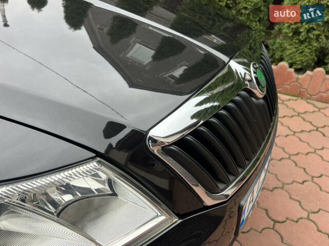 Черный Шкода Октавия, объемом двигателя 1.6 л и пробегом 117 тыс. км за 8999 $, фото 10 на Automoto.ua