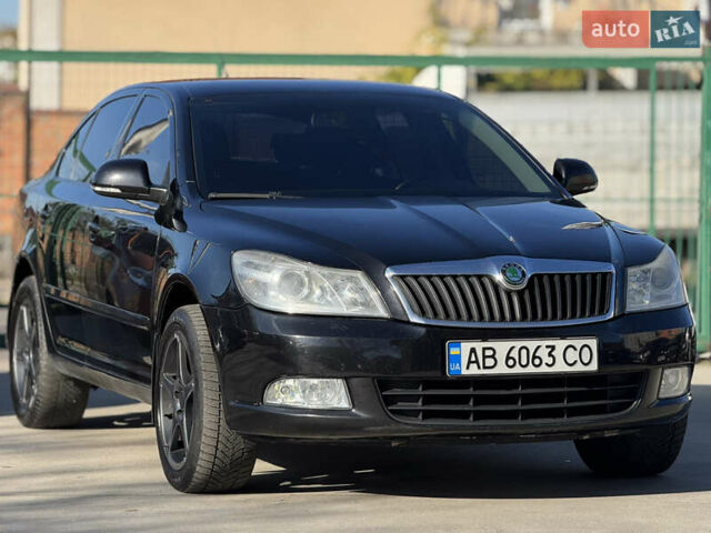 Черный Шкода Октавия, объемом двигателя 1.6 л и пробегом 230 тыс. км за 6999 $, фото 5 на Automoto.ua