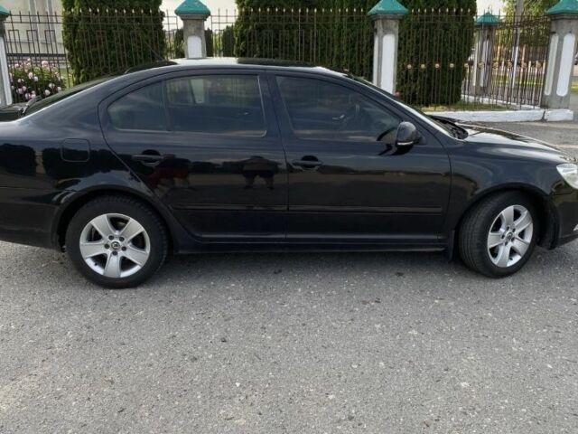 Черный Шкода Октавия, объемом двигателя 2 л и пробегом 297 тыс. км за 5800 $, фото 5 на Automoto.ua