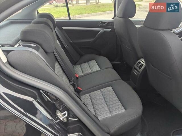 Черный Шкода Октавия, объемом двигателя 0 л и пробегом 110 тыс. км за 7100 $, фото 11 на Automoto.ua